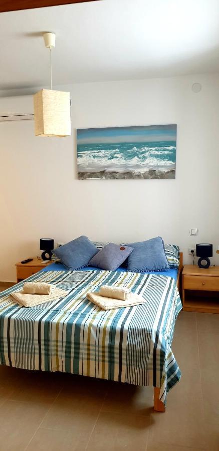 Apartments And Room Vela Senj  Luaran gambar