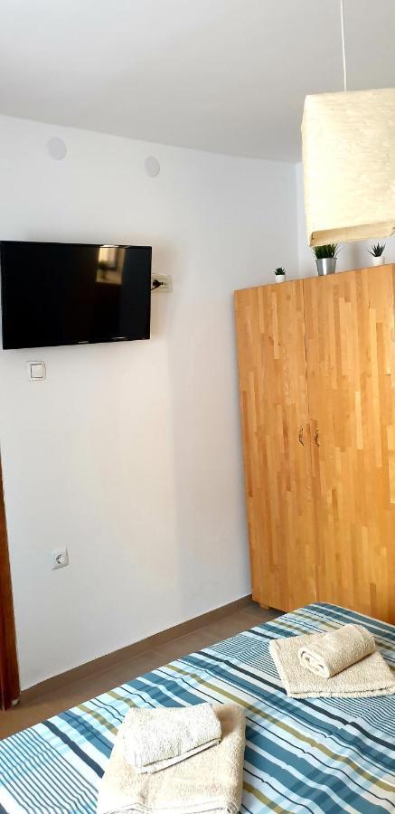 Apartments And Room Vela Senj  Luaran gambar