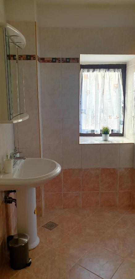 Apartments And Room Vela Senj  Luaran gambar