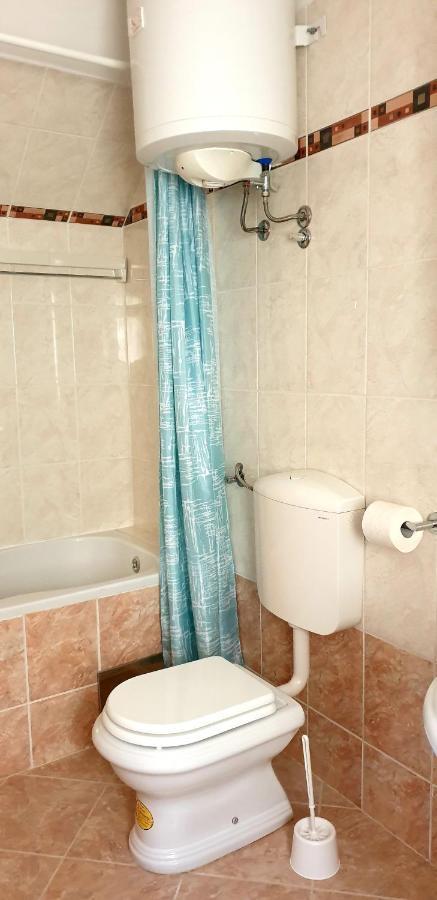 Apartments And Room Vela Senj  Luaran gambar