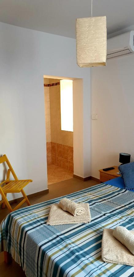 Apartments And Room Vela Senj  Luaran gambar