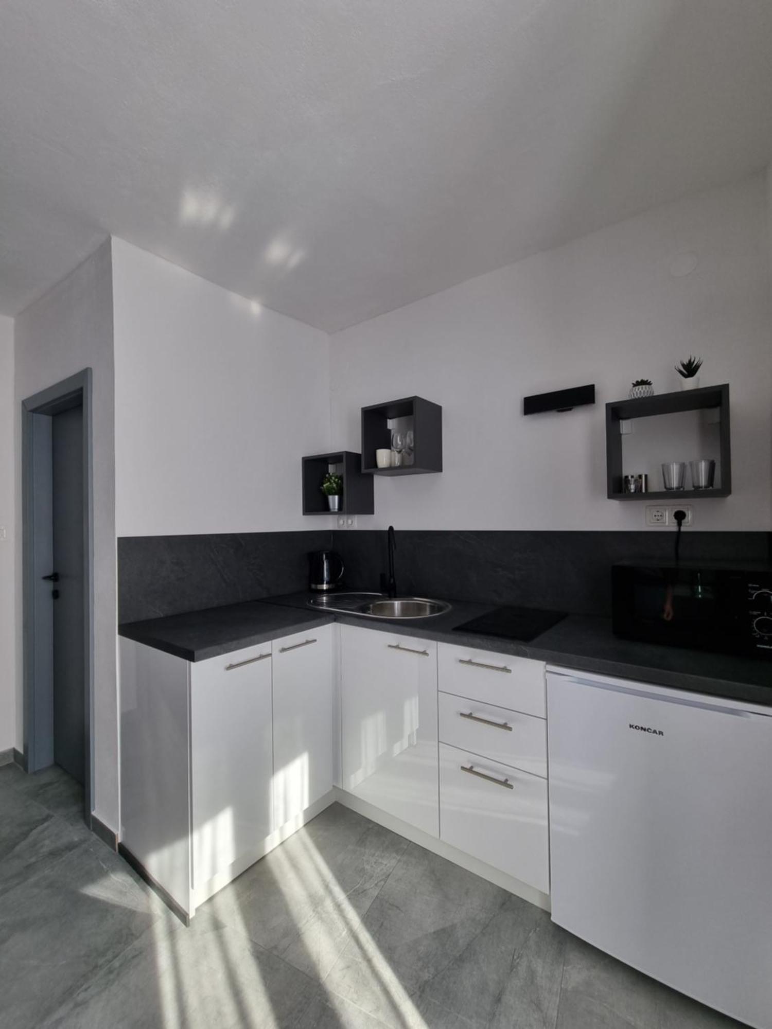 Apartments And Room Vela Senj  Luaran gambar